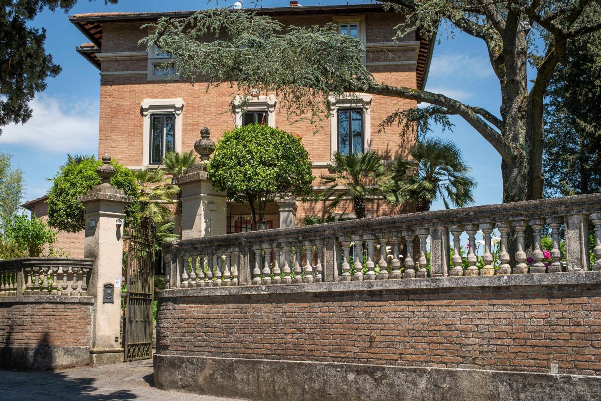 Villa Elvira 1931 Siena Exterior photo
